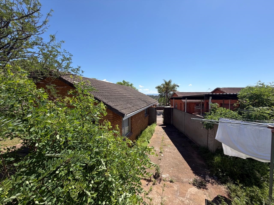 20 Bedroom Property for Sale in Southernwood Eastern Cape